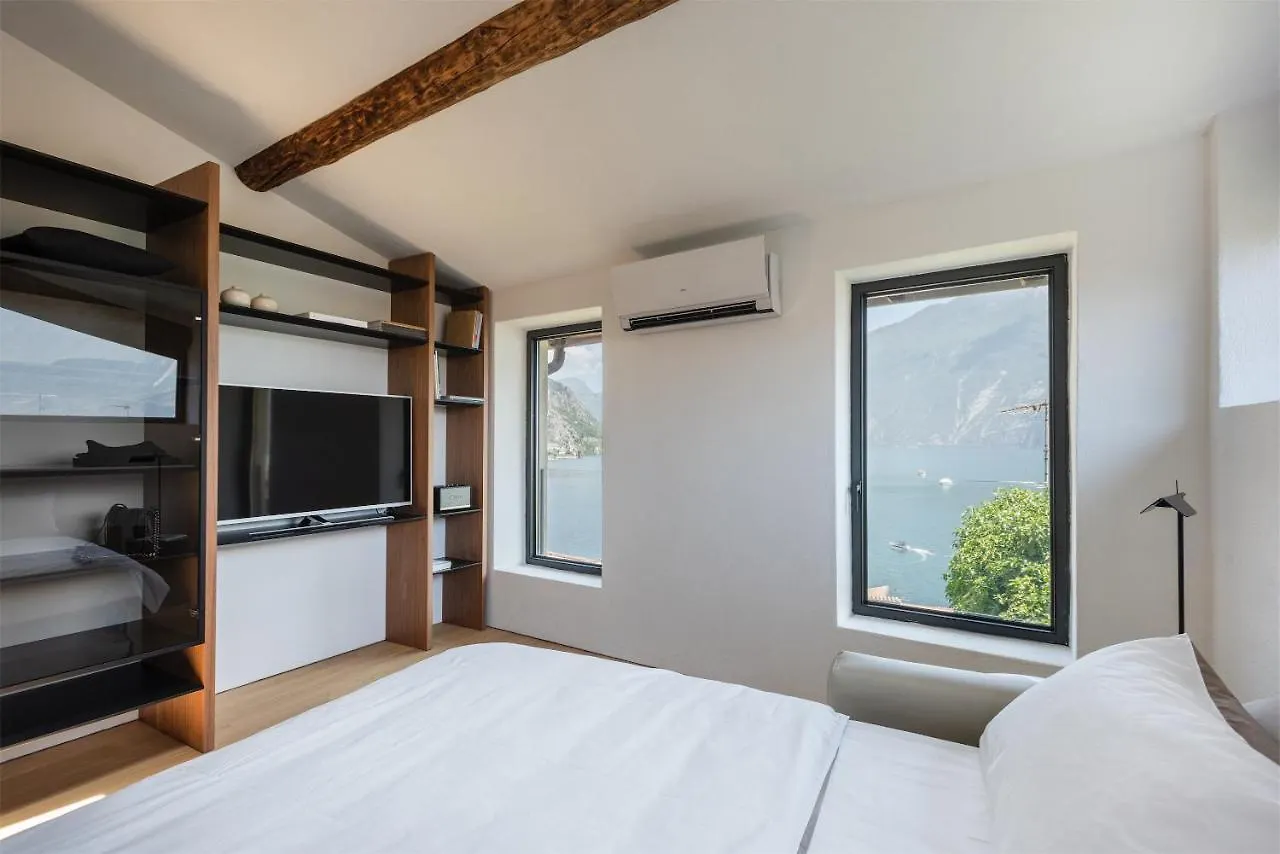 Apartment Maison Du Lac Limone sul Garda