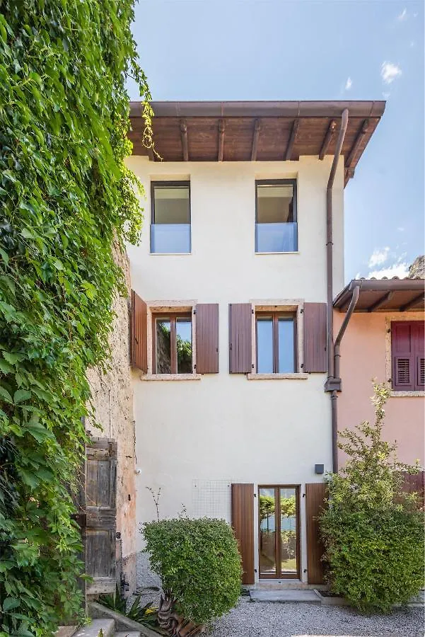 Apartment Maison Du Lac Limone sul Garda